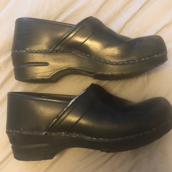 Dansko clogs - Picture 4 of 7